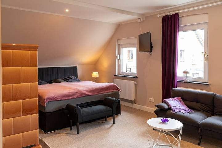 Ganze Wohnung, Ferienwohnung Sophie - Ferienhaus Enessa in Lauchhammer, Naturpark niederlausitzer heidelandschaft (Brandenburg)