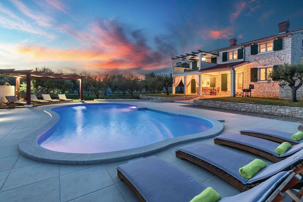 Piękny dom w Krnicy z kuchnią in Marčana, Południowe Wybrzeże Istrii