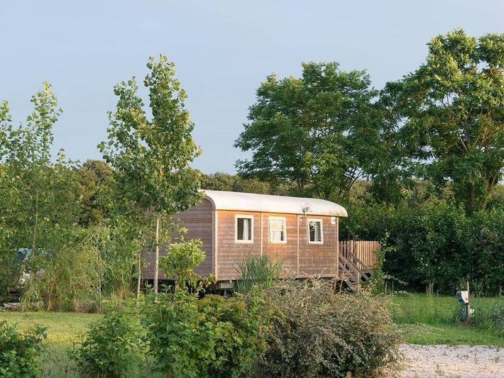 Camping pour 4 personnes, avec Bassin pour enfant près des Châteaux de la Loire