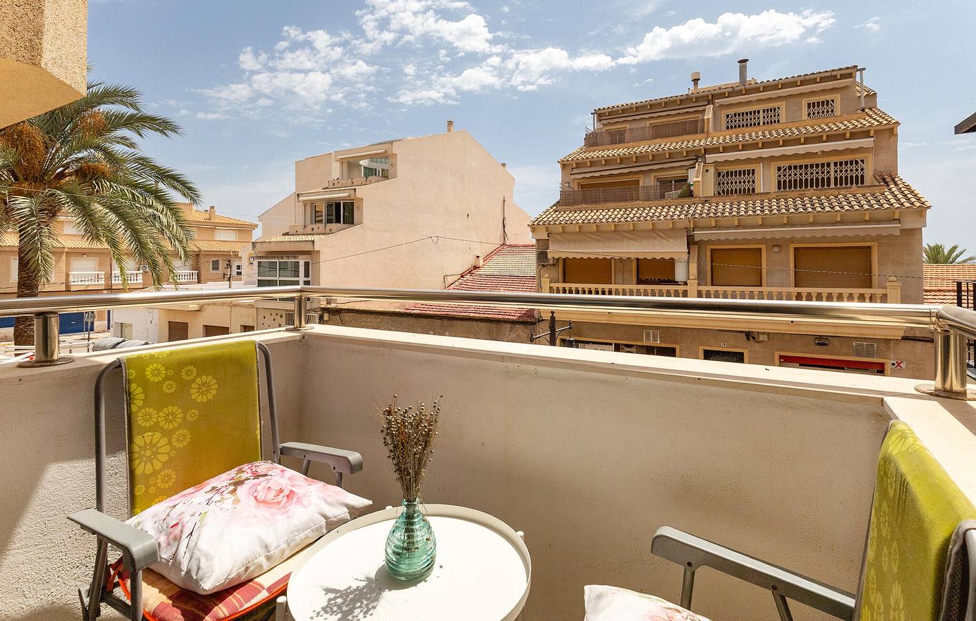 Ganze Ferienwohnung, Modernes Strand-Apartment mit Garage, AC & WiFi - 900m zur Platja de l'Almadrava in Playa Carrer La Mar, El Campello