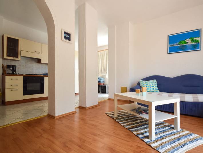 Ferienwohnung für 6 Personen, mit Balkon und Terrasse in Zadar - 2