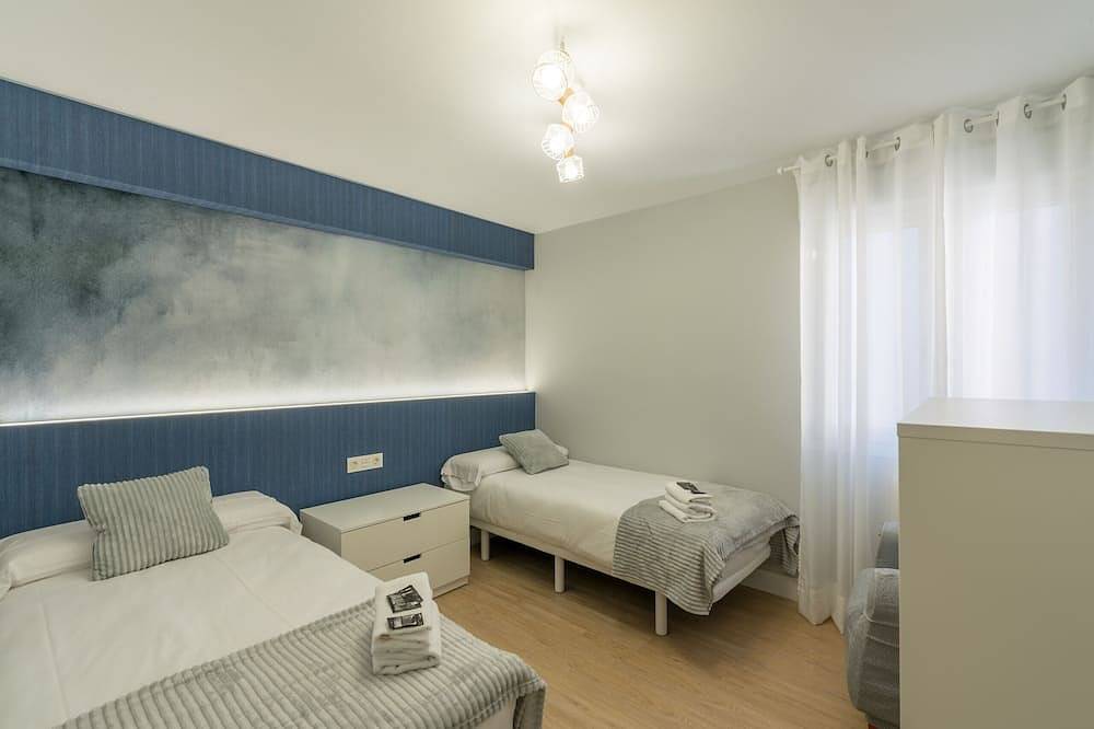 Entire apartment, Villa Hita in Barakaldo, Bizkaia