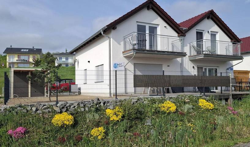 Ferienhaus für 4 Personen, mit Seeblick und Ausblick sowie Garten in Mücheln (Geiseltal)
