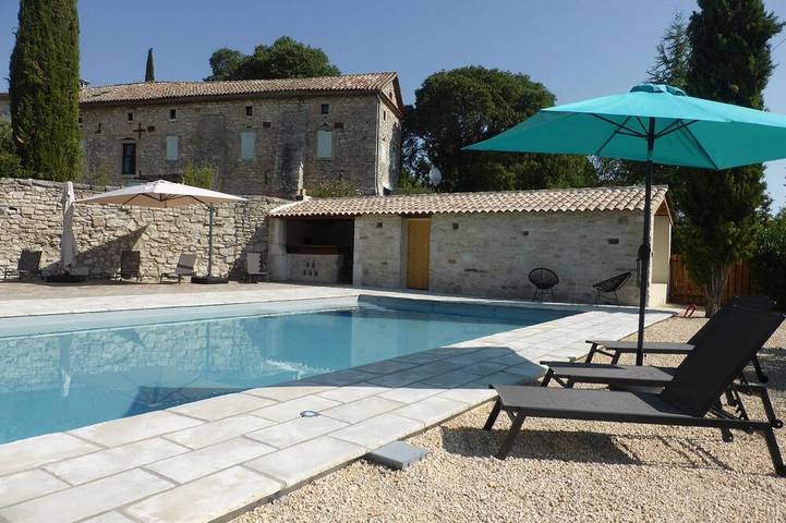 Gîte pour 14 personnes, avec jardin à Saint-Jean-de-Maruéjols-et-Avéjan - 4