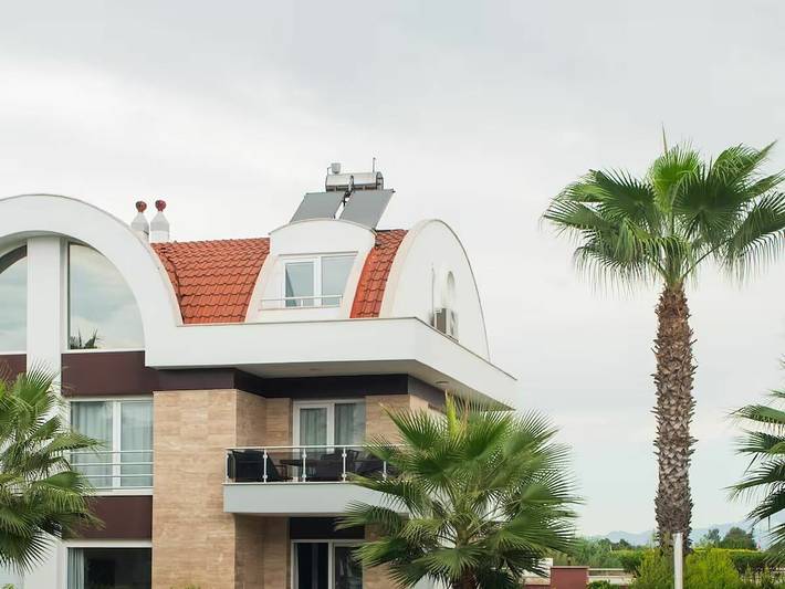 Villa für 7 Personen, mit Whirlpool und Terrasse sowie Garten und Pool - 1