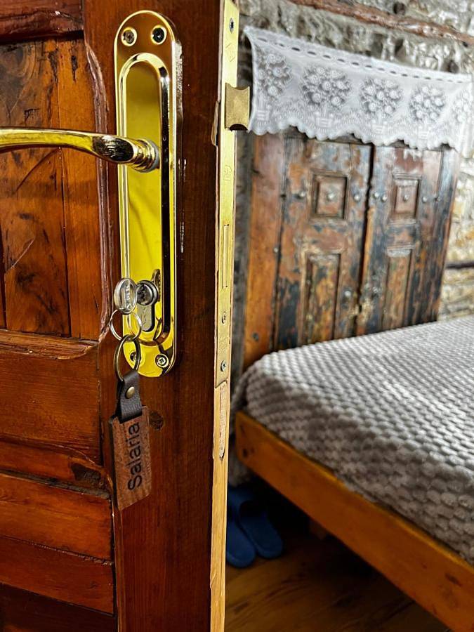 Maison d’hôte pour 3 personnes, avec vue et terrasse, animaux acceptés dans Gjirokastër - 3