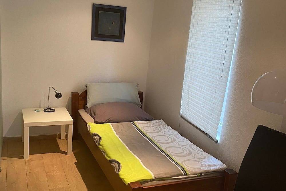 Ganze Wohnung, Köln/Messe nahe Gäste/Monteur Apartment 2 Zi. 2Pers 40qm in Bergisch Gladbach, Rheinisch-Bergischer Kreis