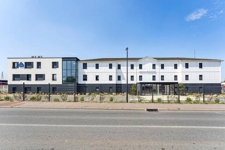 Hôtel pour 4 personnes, avec Jardin