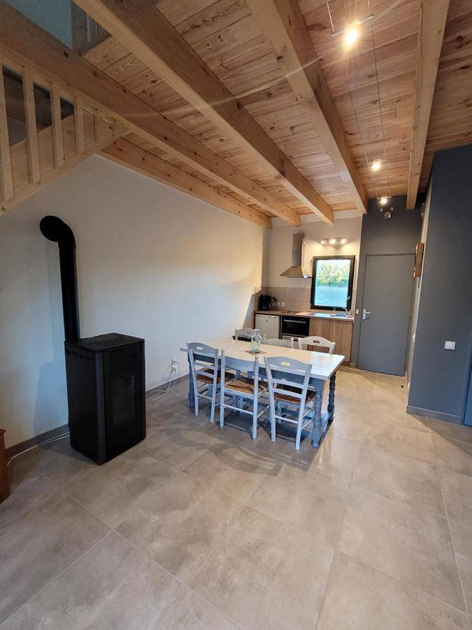 Location de vacances pour 6 personnes, avec Terrasse et Vue à Pailherols