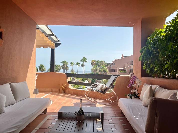 Entire apartment, Beach front apartment with Sea View in Sol Granados del Mar, Estepona
