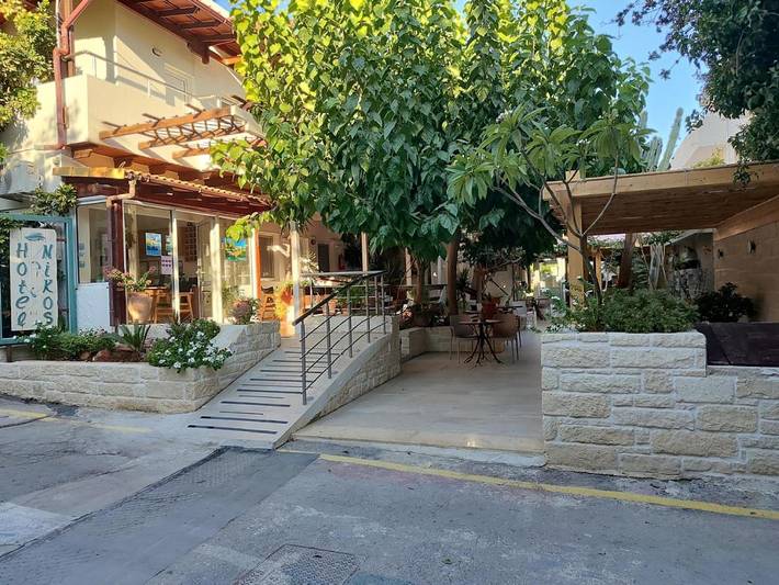 Appart’hôtel, avec Balcon ainsi que Terrasse et Jardin