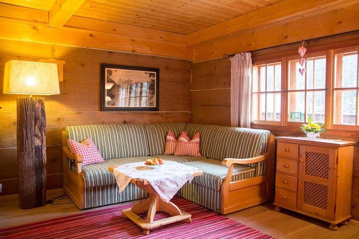 Ferienhaus für 2 Personen, mit Terrasse und Sauna sowie Seeblick am Traunsee - 2