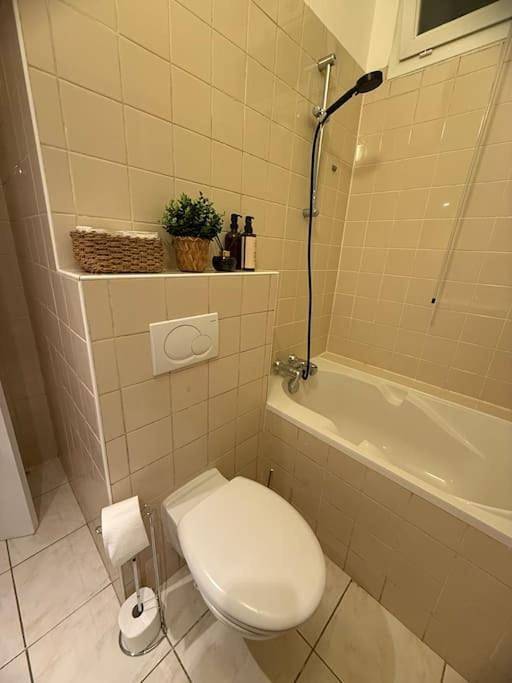 Gîte pour 2 personnes, avec jacuzzi à Le Plessis-Robinson - 4