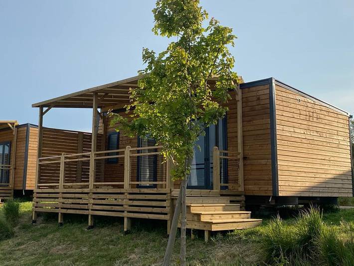 Mobil home pour 4 personnes, avec bassin pour enfant à Seilhac - 2