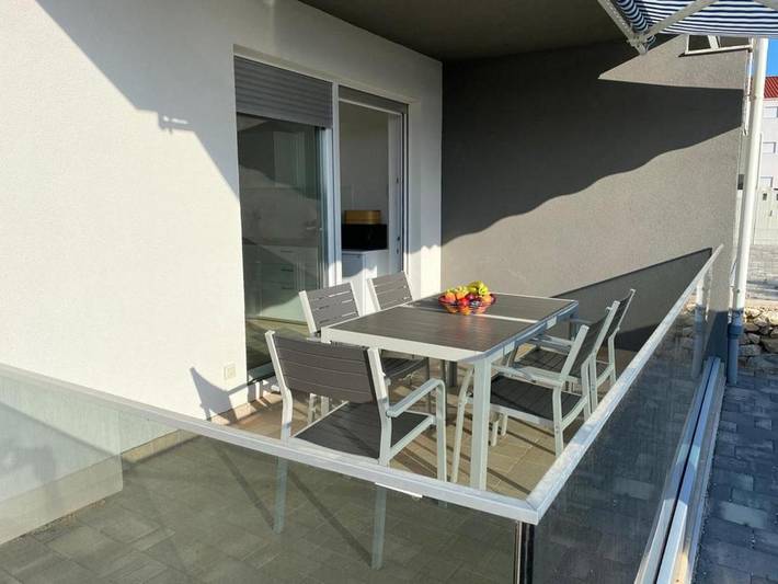 Ferienwohnung für 7 Personen, mit Balkon und Terrasse