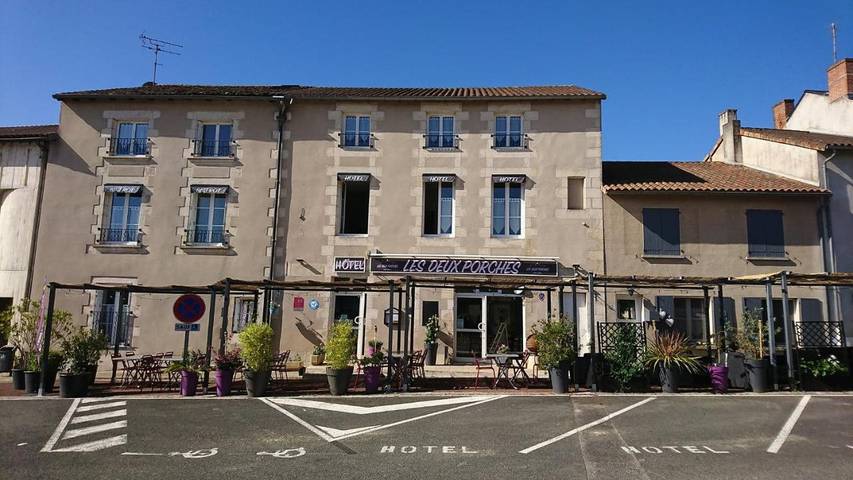 Hôtel pour 2 personnes, avec terrasse, animaux acceptés dans Verrières (Vienne) - 2