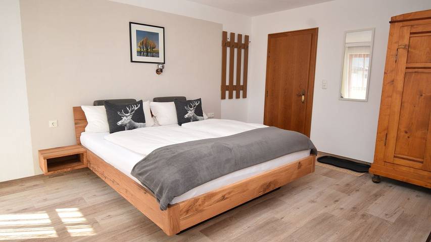 Hütte für 2 Personen, mit Garten und Balkon in Bichlbach