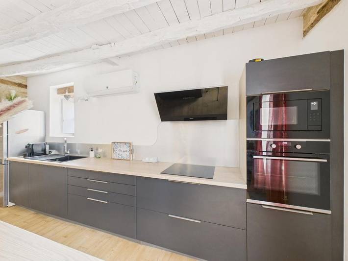 Location de vacances pour 8 personnes, avec piscine ainsi que jardin et vue, animaux acceptés à La Dornac - 4