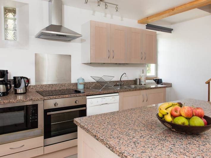 Gîte pour 6 personnes, avec jardin et terrasse à Moulis (Ariège) - 4