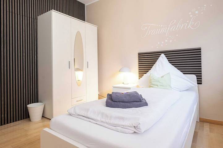 Ferienwohnung für 4 Personen, mit Balkon und Whirlpool sowie Garten in Essen - 4