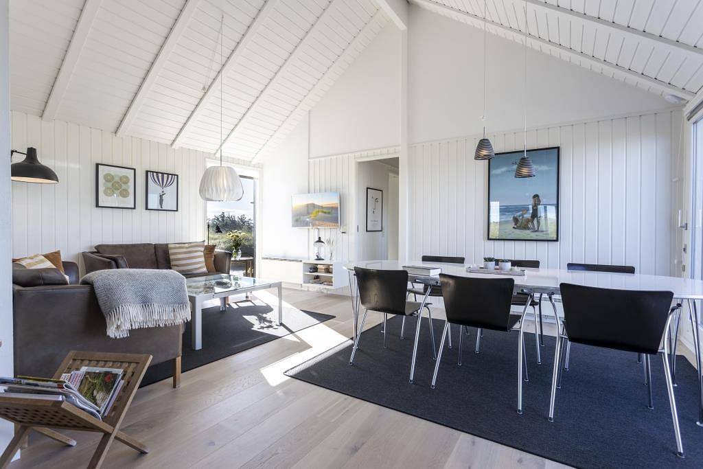 Ferienhaus mit Pool und Meerblick in Hirtshals region, Tannisbucht