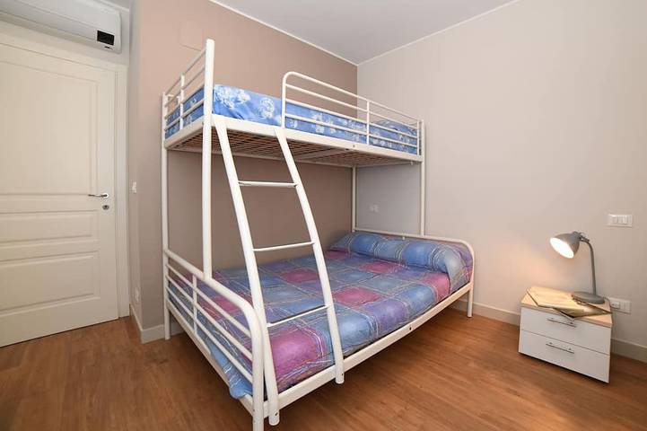 Gîte pour 5 personnes, avec jardin ainsi que piscine et jacuzzi à Cupra Marittima - 4