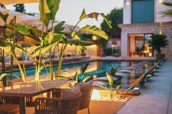 Hotel voor 2 personen, with whirlpool and zwembad as well as tuin - 1