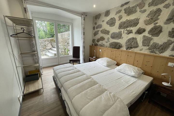 Maison au coeur des Volcans d'Auvergne in Laveissière, Regionaler Naturpark Volcans d'Auvergne