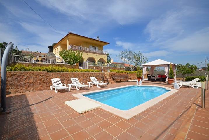 Casa rural para 8 personas, con jardín en Massanet de la Selva