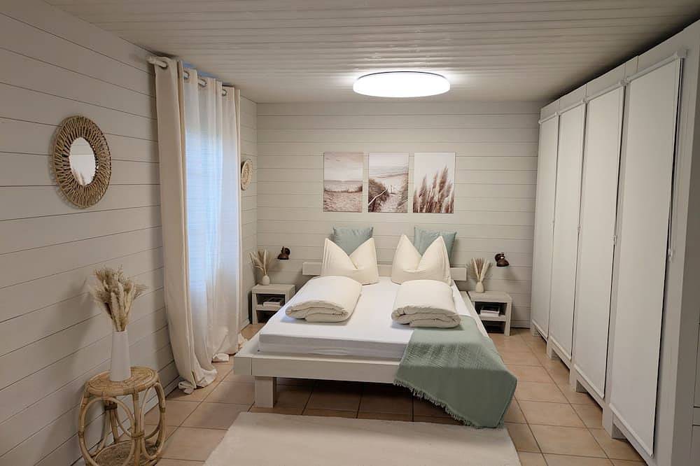 Ganze Wohnung, Ferienwohnung Blütenzauber in ruhiger Lage in Hilzingen, Hegau