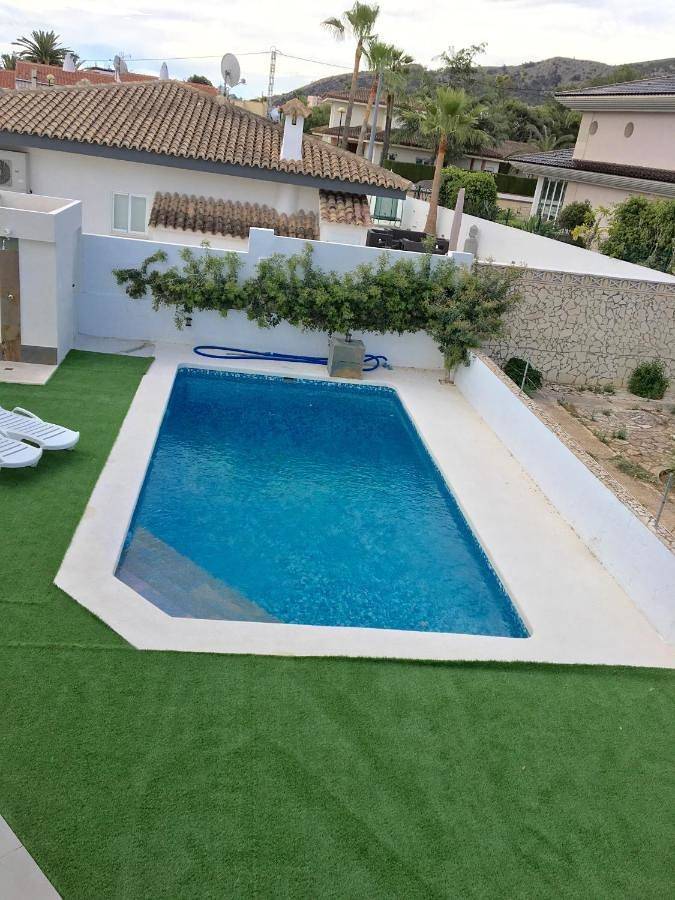 Casa rural para 12 personas, con vistas además de jardín y piscina en Alfàs del Pi - 4