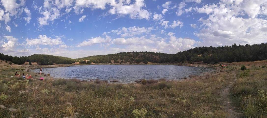 Casa de vacaciones para 8 personas, con jardín y vistas, Se admiten mascotas en Castilla y León - 2