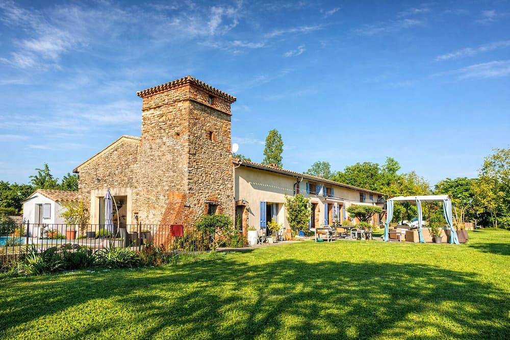 Charming dovecote - Heated swimming pool - Hammam -.6 pers in Villefranche-de-Lauragais, Canal del Mediodía