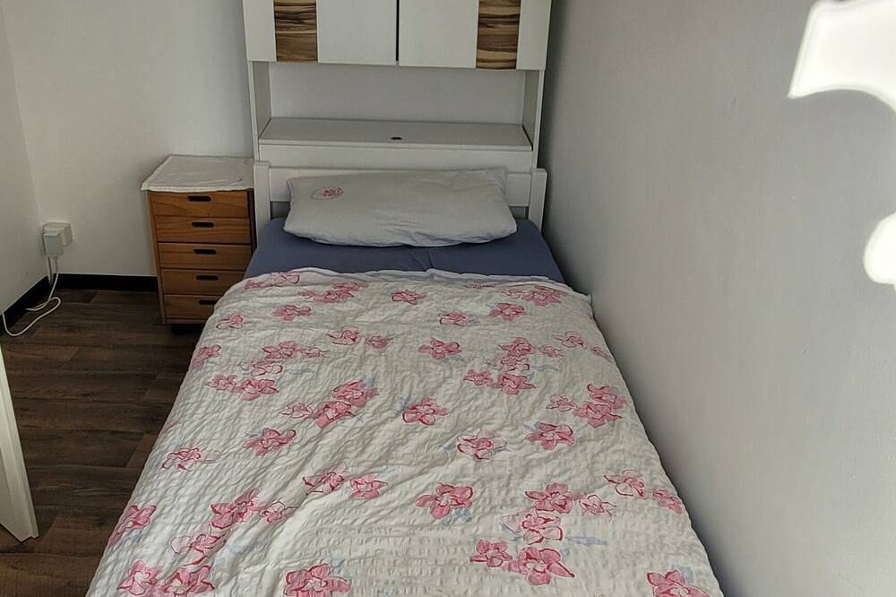 Ganze Wohnung, Ruhige 1 Zimmer Wohnung in Wiesbaden, Rheingau