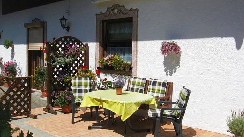 Ferienwohnung für 2 Personen, mit Balkon in Landkreis Garmisch-Partenkirchen - 2