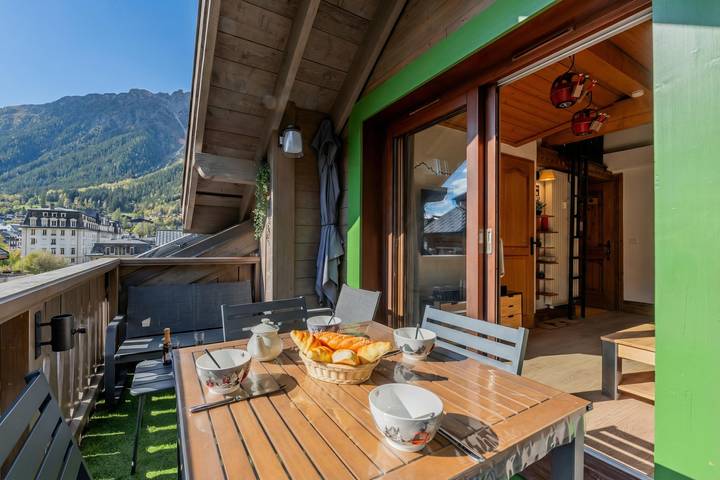 Gîte pour 4 personnes, avec sauna ainsi que piscine et balcon dans Gare De Chamonix Mont Blanc - 2