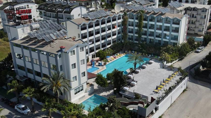 Ferienhaus für 3 Personen, mit Ausblick und Kinderpool sowie Garten und Pool in Side