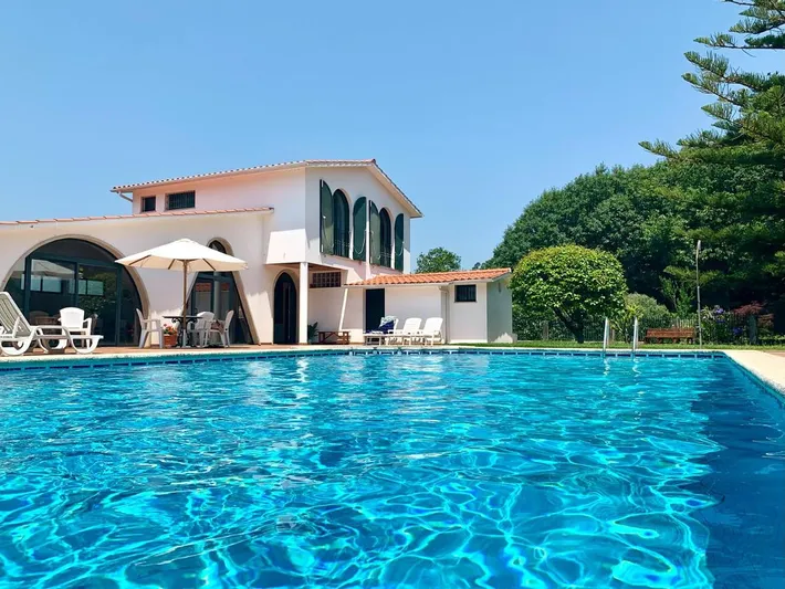 Chalet para 9 personas, con sauna y vistas además de jardín y piscina - 1