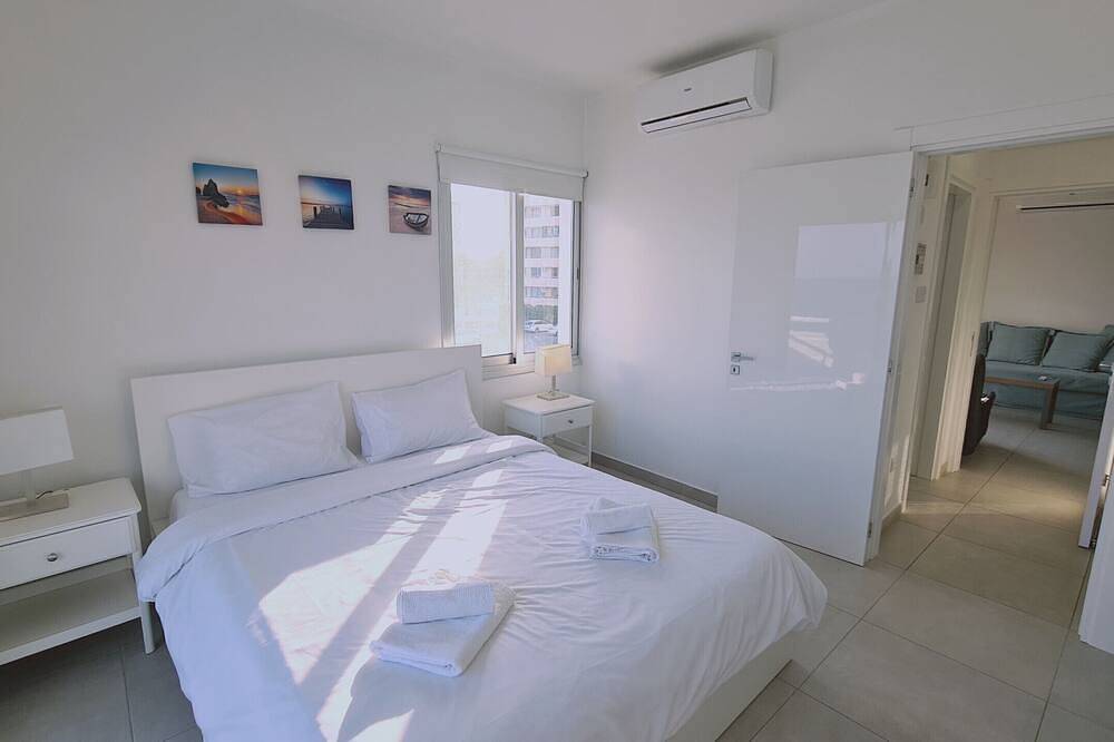 Ganze Wohnung, Stay Beach Wave Apartment in Mackenzie Beach, Larnaca Bezirk