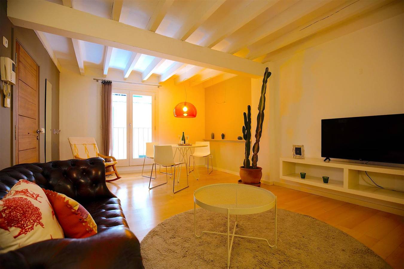 Apartamento entero, Apartamento de vacaciones para 2 personas con balcón/terraza in Palma Old Town, Palma
