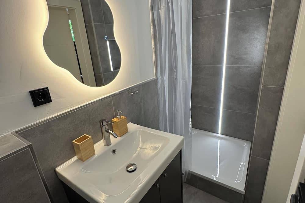 Ganze Wohnung, Apartment \"Pur- & Stylisch: Black\" in Iserlohn, Märkischer Kreis