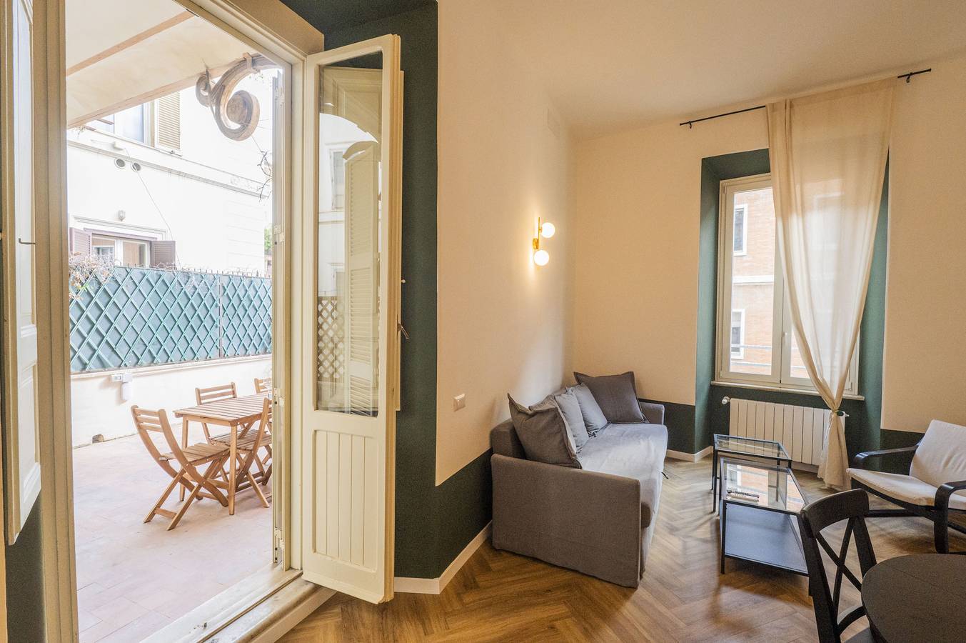 Ganze Wohnung, Palazzo Barberini 3Br Terrace View in Rom Zentrum, Rom