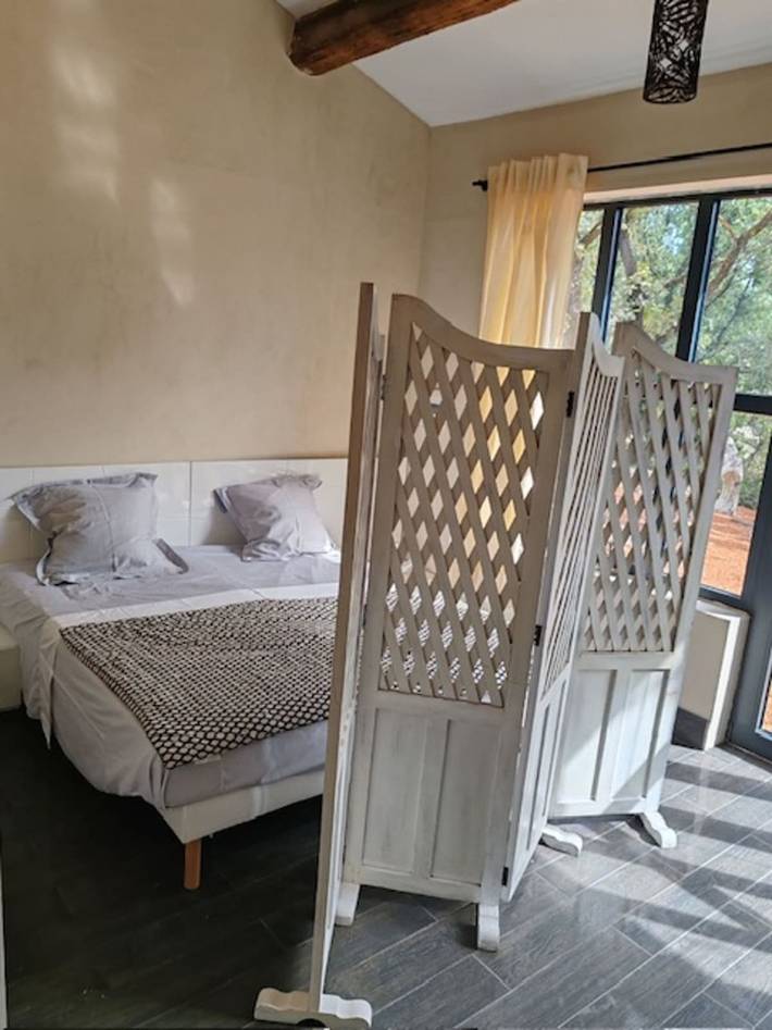 Estudio entero, Estudio para 2 personas con terraza in Pernes-les-Fontaines, Vaucluse