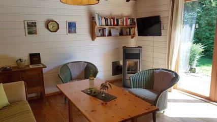 Ferienhaus für 5 Personen, mit Terrasse und Ausblick sowie Sauna und Garten, kinderfreundlich in Steinberg