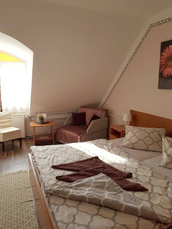 Location de vacances pour 4 personnes, avec terrasse à Tatabánya - 2