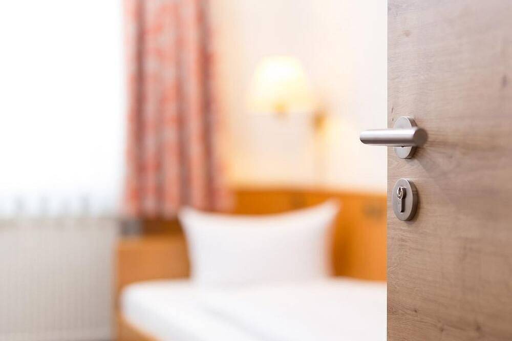 Einzelzimmer Basic - Hotel Pfälzer Wald in Bad Bergzabern, Südliche Weinstraße