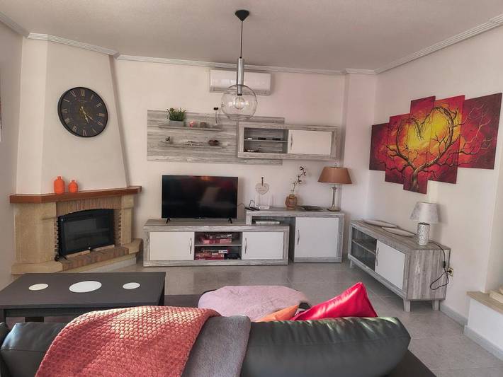 Casa rural para 4 personas, con Balcón y Terraza además de Jardín y Piscina en San Miguel de Salinas - 4