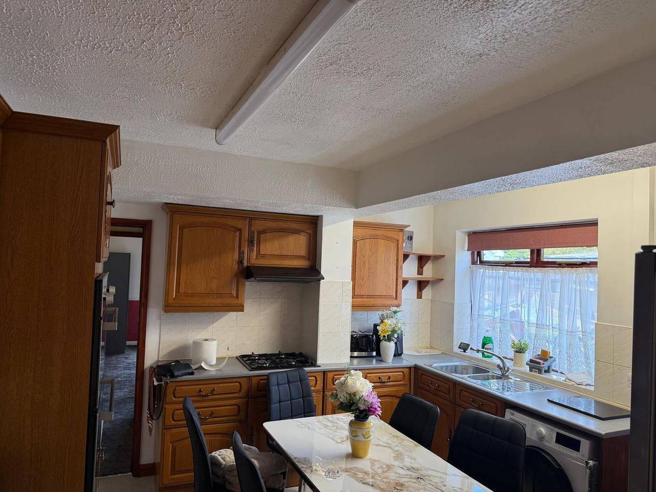 Coventry 4-Bed House, Sleeps 8 with Garden in Coventry, Birmingham und Umgebung