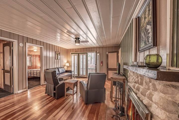 Cabaña de madera para 8 personas, con balcón, Se admiten mascotas - 1