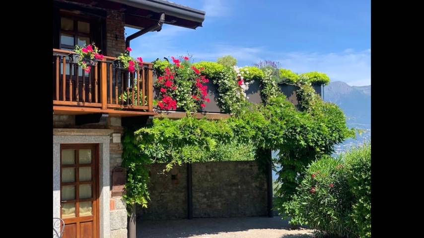 Vakantiehuis voor 4 personen, with Balkon and Tuin as well as Uitzicht op het meer in Bellagio